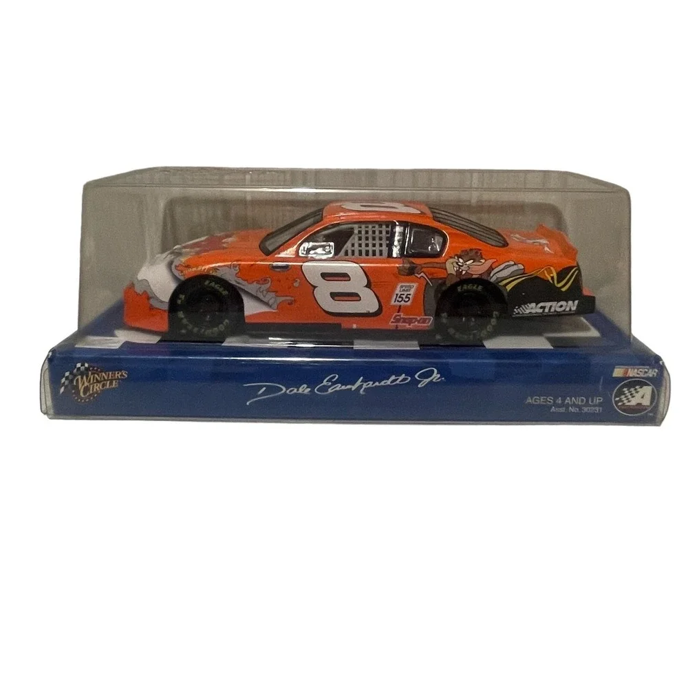 NASCAR Dale Earnhardt Jr #8 Looney Tunes Rematch 2002 Monte Carlo 1:24 Car Model